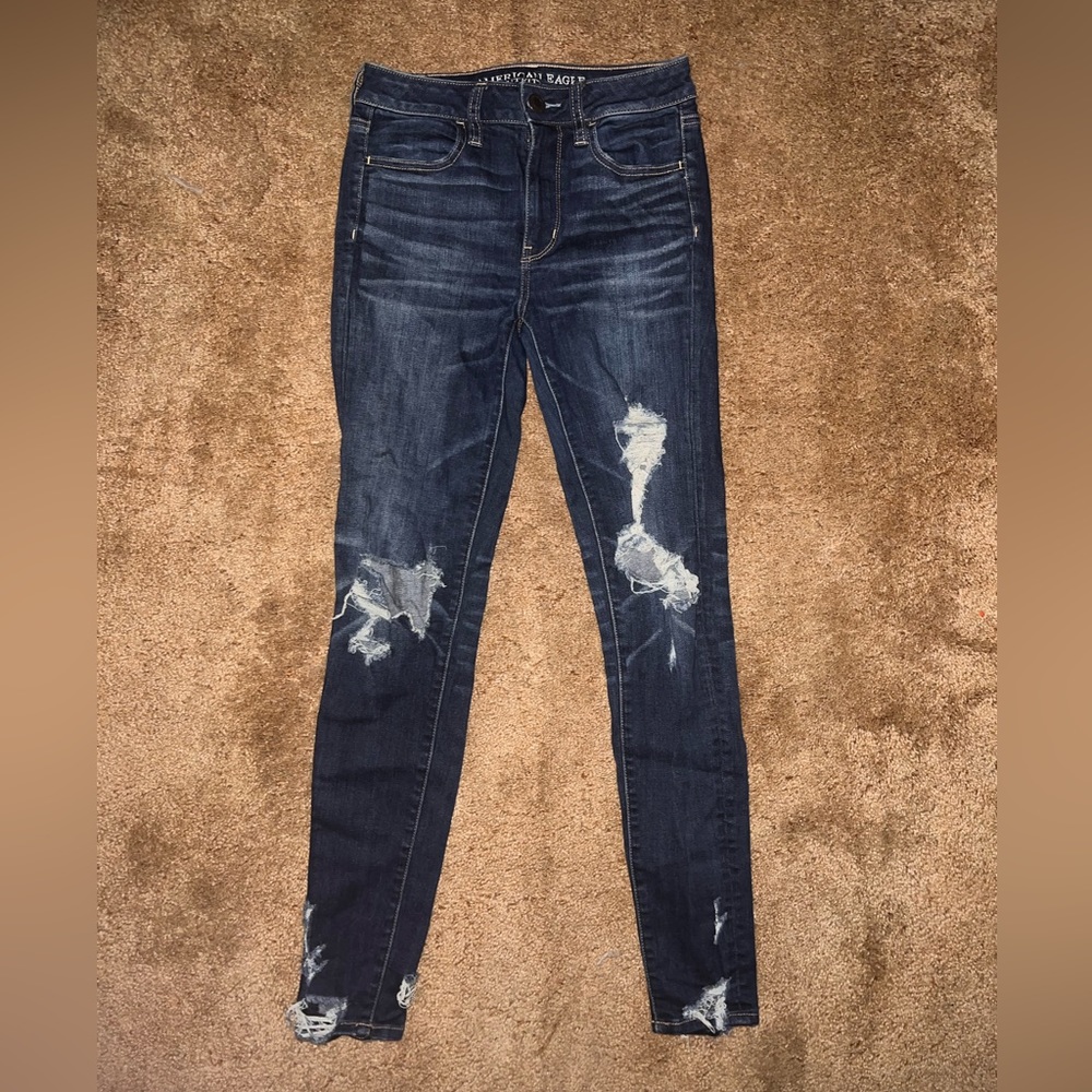 American Eagle high rise jeggings size 2. Like new only worn a few times.